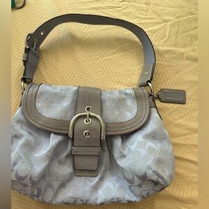 Small Lilac Coach Handbag Purse